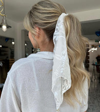 HUMAN HAIR WRAP PONYTAIL